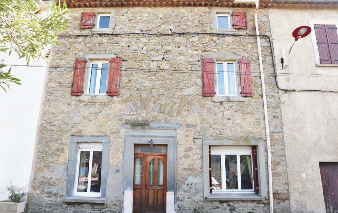 11-34 IMMOBILIER : House | BEAUFORT (34210) | 141 m2 | 109 000 € 