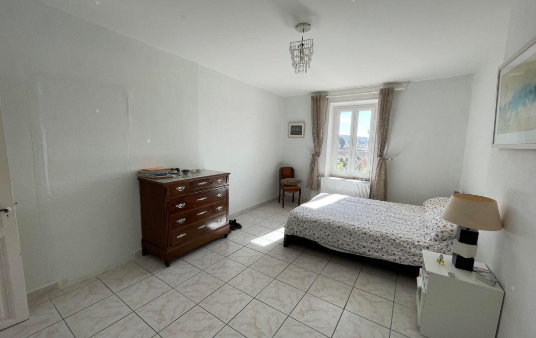 11-34 IMMOBILIER : House | HOMPS (11200) | 348 m2 | 219 000 € 