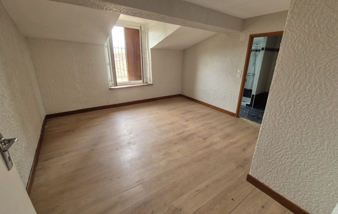 11-34 IMMOBILIER : Building | OLONZAC (34210) | 236 m2 | 299 000 € 