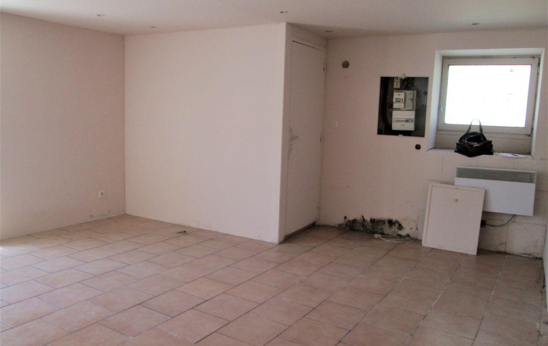 11-34 IMMOBILIER : Immeuble | OLONZAC (34210) | 192 m2 | 138 000 € 