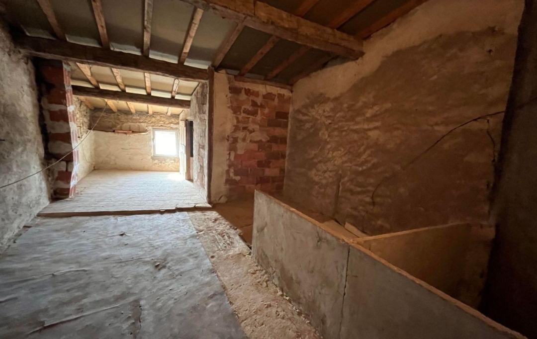 11-34 IMMOBILIER : House | AZILLANET (34210) | 153 m2 | 79 500 € 