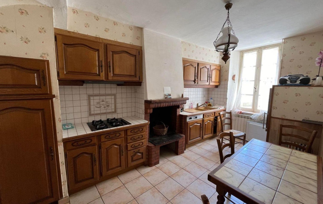 11-34 IMMOBILIER : House | AZILLANET (34210) | 153 m2 | 79 500 € 