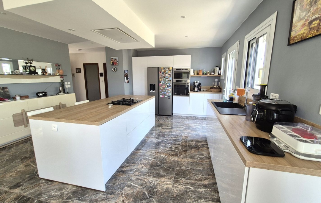 11-34 IMMOBILIER : House | MONTBRUN-DES-CORBIERES (11700) | 139 m2 | 425 000 € 