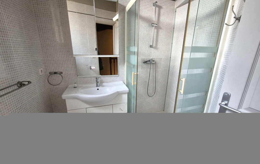 11-34 IMMOBILIER : House | CESSERAS (34210) | 61 m2 | 89 000 € 