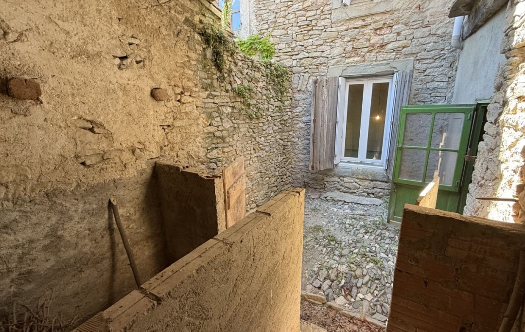 11-34 IMMOBILIER : House | SIRAN (34210) | 85 m2 | 76 000 € 