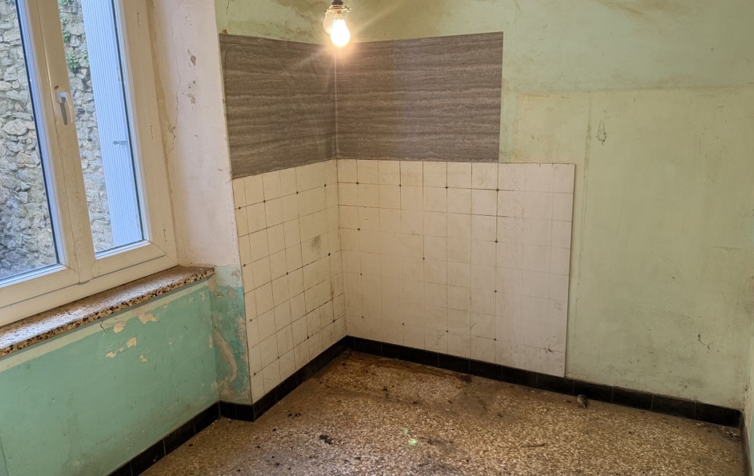 11-34 IMMOBILIER : House | SIRAN (34210) | 85 m2 | 76 000 € 