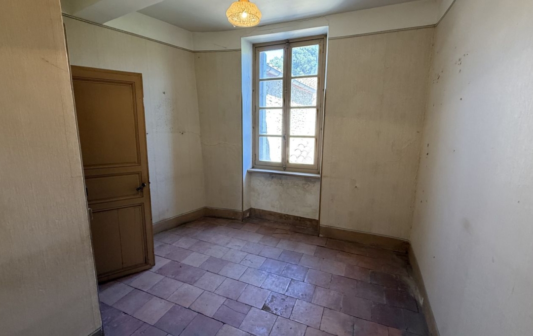 11-34 IMMOBILIER : House | SIRAN (34210) | 85 m2 | 76 000 € 
