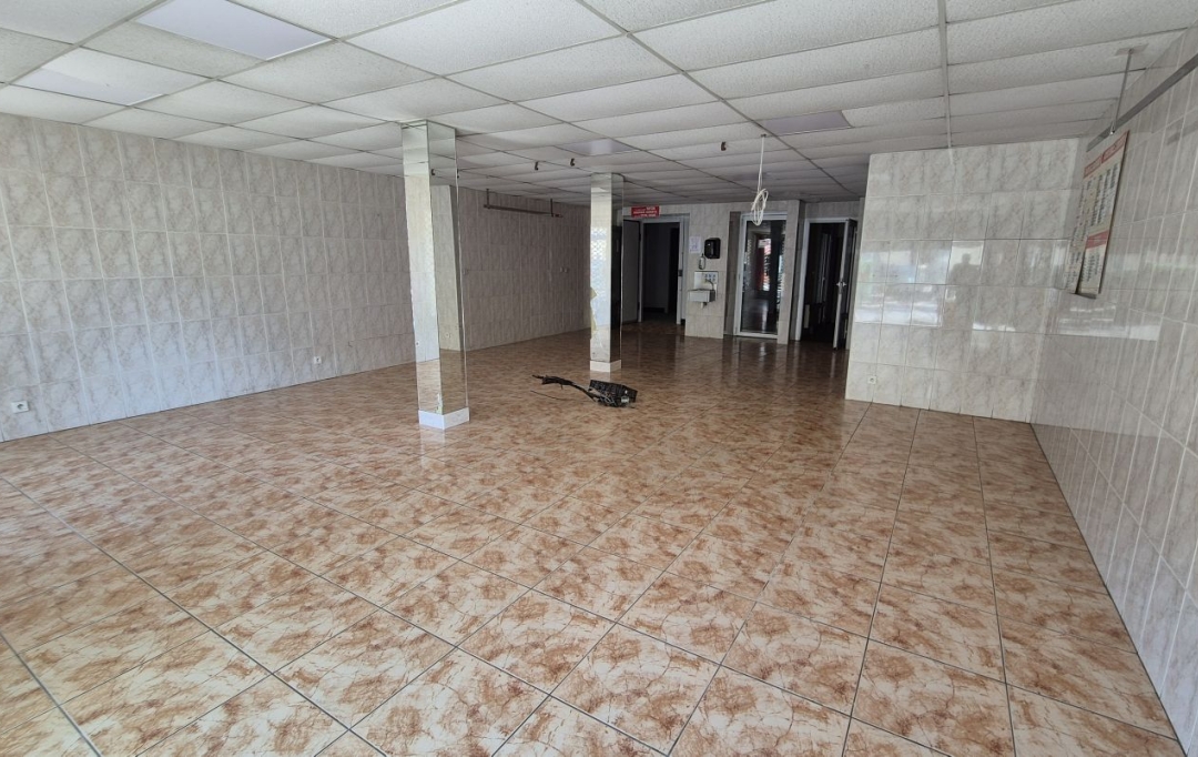 11-34 IMMOBILIER : Immeuble | OLONZAC (34210) | 236 m2 | 299 000 € 