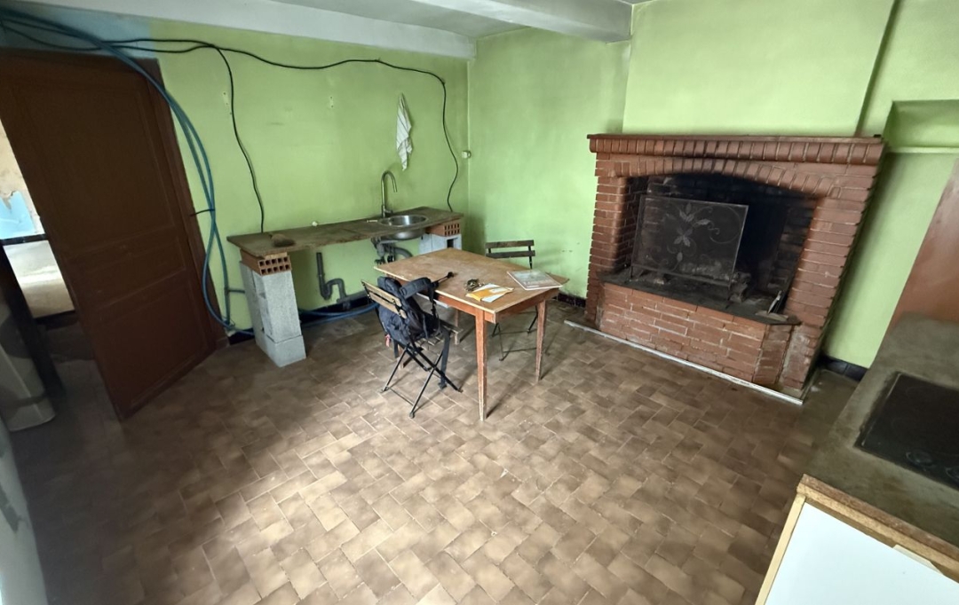 11-34 IMMOBILIER : Maison / Villa | AZILLANET (34210) | 180 m2 | 59 000 € 