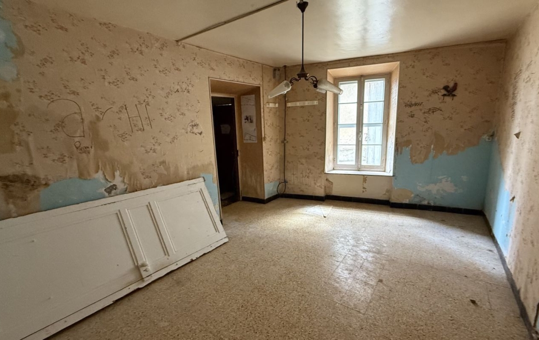 11-34 IMMOBILIER : Maison / Villa | AZILLANET (34210) | 180 m2 | 59 000 € 