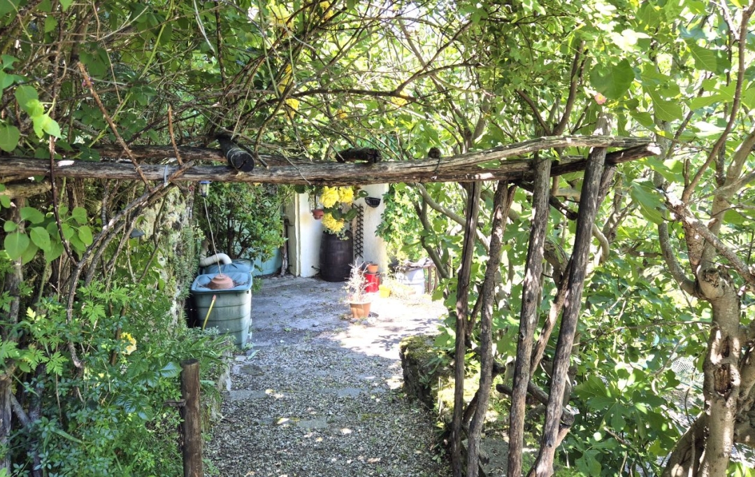 11-34 IMMOBILIER : Maison / Villa | CASSAGNOLES (34210) | 207 m2 | 219 000 € 