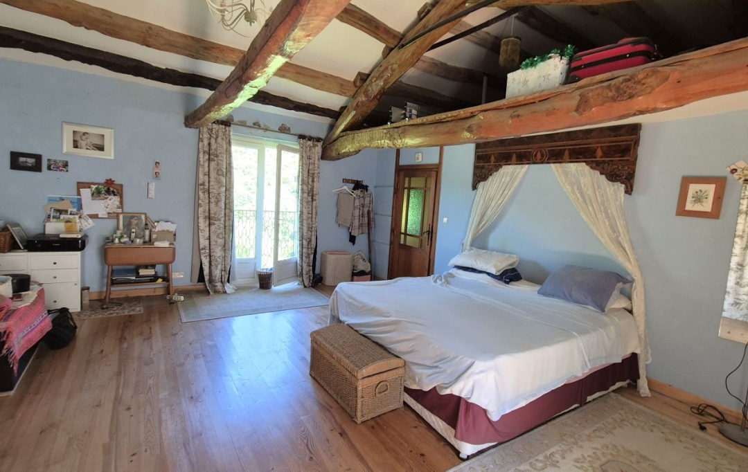 11-34 IMMOBILIER : Maison / Villa | CASSAGNOLES (34210) | 207 m2 | 219 000 € 