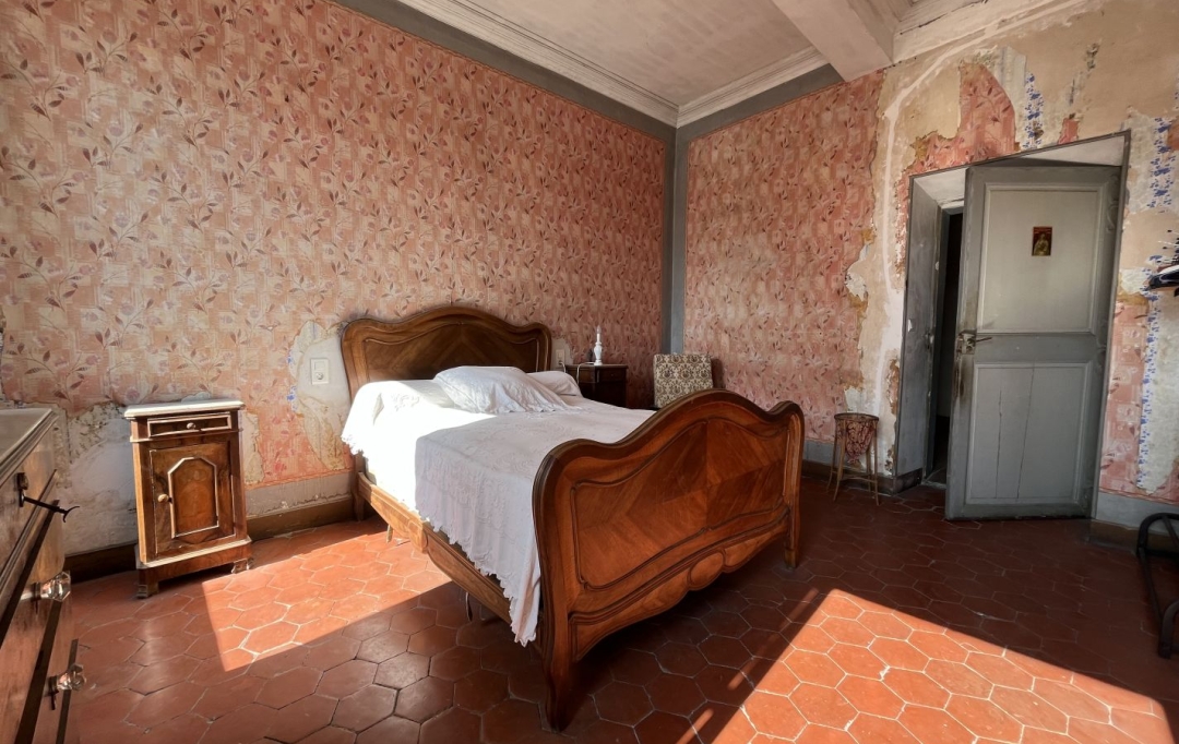 11-34 IMMOBILIER : House | OLONZAC (34210) | 240 m2 | 269 000 € 