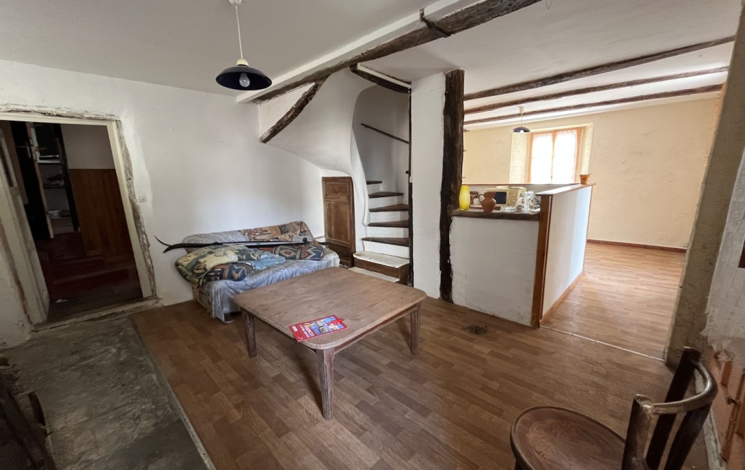11-34 IMMOBILIER : Maison / Villa | CASSAGNOLES (34210) | 178 m2 | 107 000 € 