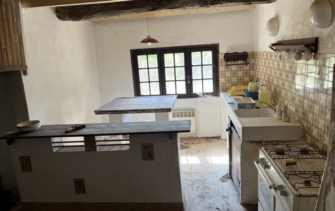 11-34 IMMOBILIER : Maison / Villa | CASSAGNOLES (34210) | 178 m2 | 107 000 € 