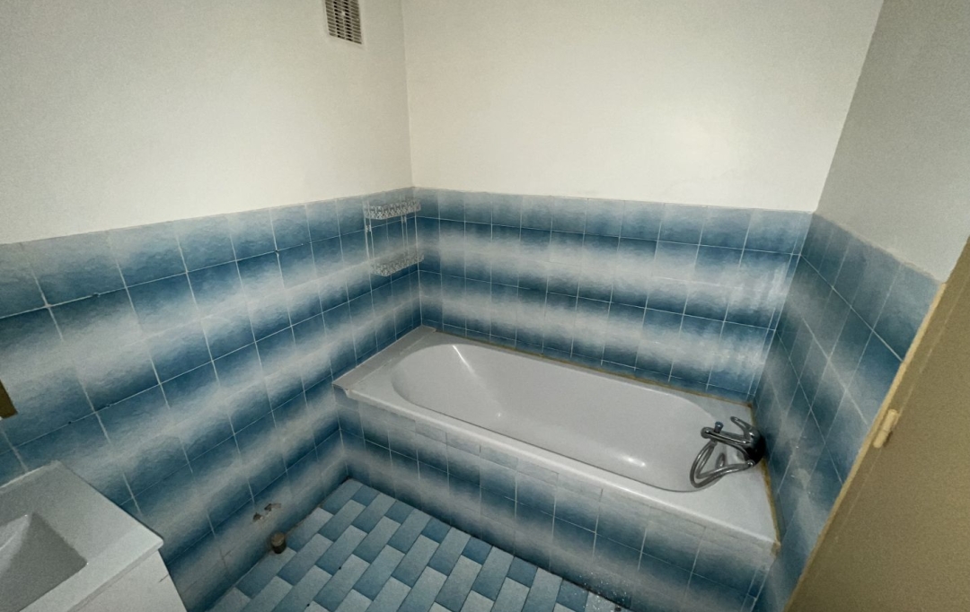11-34 IMMOBILIER : Maison / Villa | AZILLE (11700) | 71 m2 | 66 000 € 