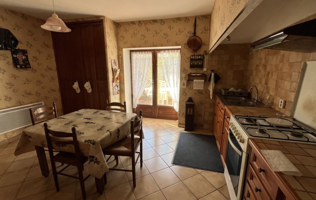 11-34 IMMOBILIER : Maison / Villa | OUPIA (34210) | 148 m2 | 129 000 € 