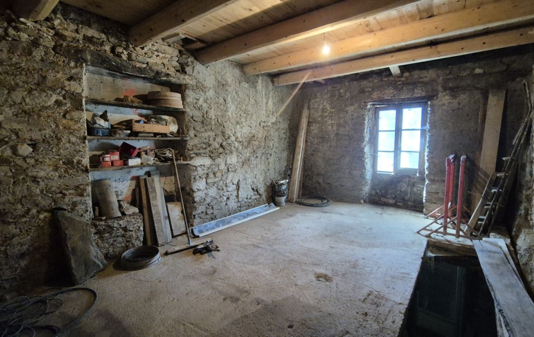 11-34 IMMOBILIER : Maison / Villa | FERRALS-LES-MONTAGNES (34210) | 103 m2 | 29 000 &euro; 