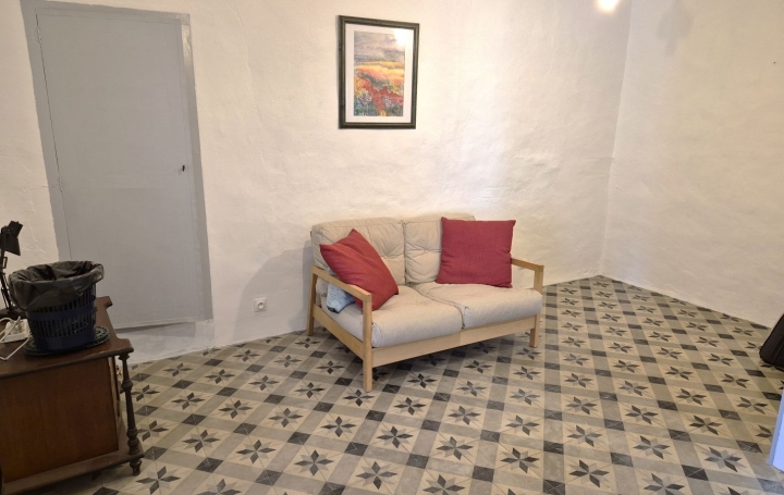 Maison de village CESSERAS 115 m2 139 000 € Maison de village CESSERAS 115 m2 139 000 €