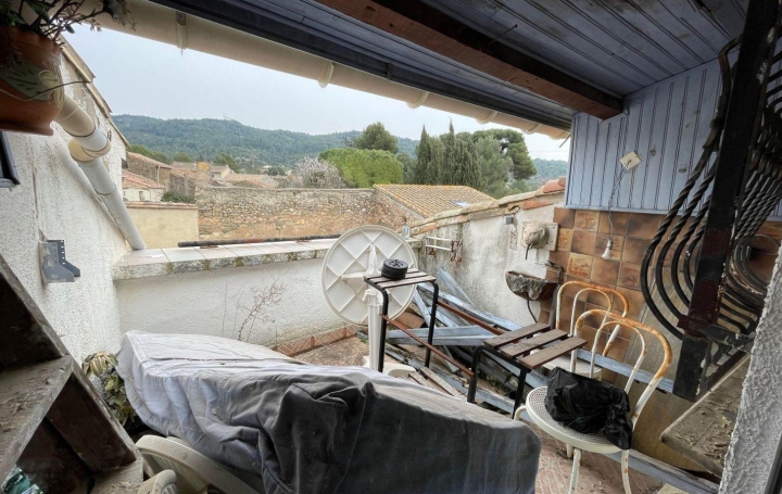 Maison de village OUPIA 42 m2 29 000 € Maison de village OUPIA 42 m2 29 000 €