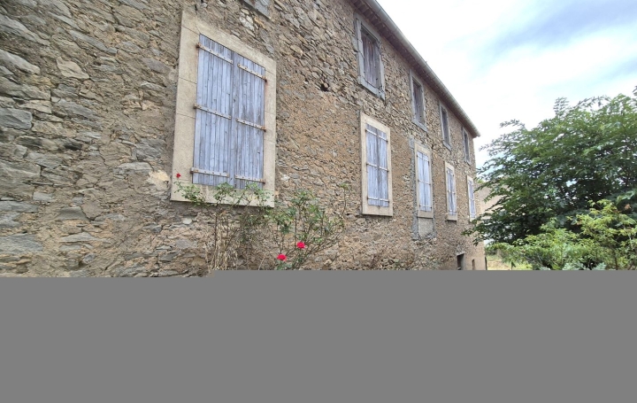 Maison OLONZAC 269 m2 85 000 € Maison OLONZAC 269 m2 85 000 €
