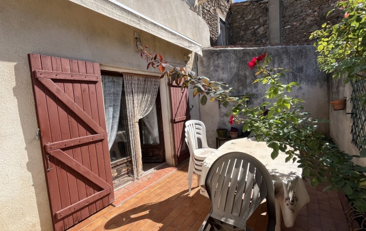 Maison   OUPIA  148 m2 129 000 € 